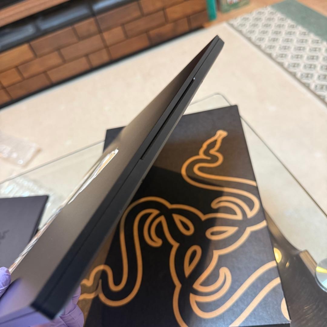 Razer Blade Stealth 13 Gaming Laptop i7-1165G7 GTX1650Ti 16GB SSD512GB 120Hz