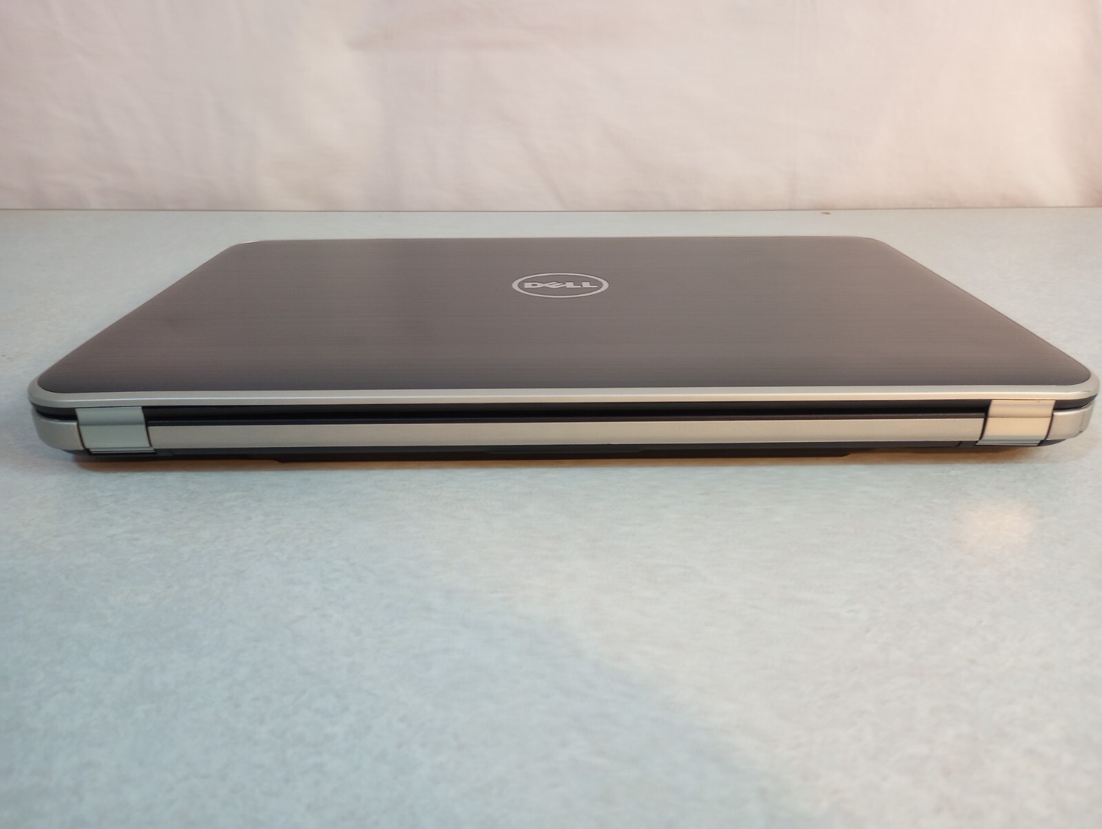 Dell Inspiron 5537 – i3, 8GB, 250GB SSD, Win10 Home, 30-Day Warranty