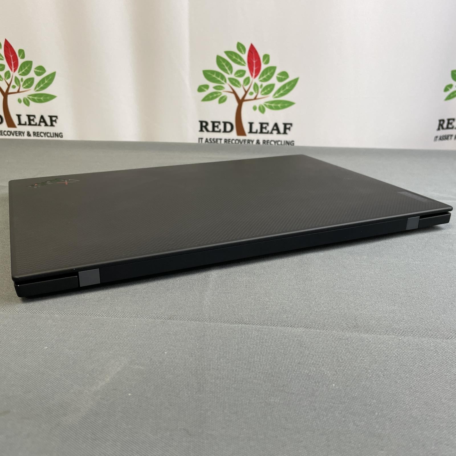 Lenovo ThinkPad X1 Carbon Gen 9, Core i7-1185G7 16GB 512GB NVMe, Windows 11 Pro