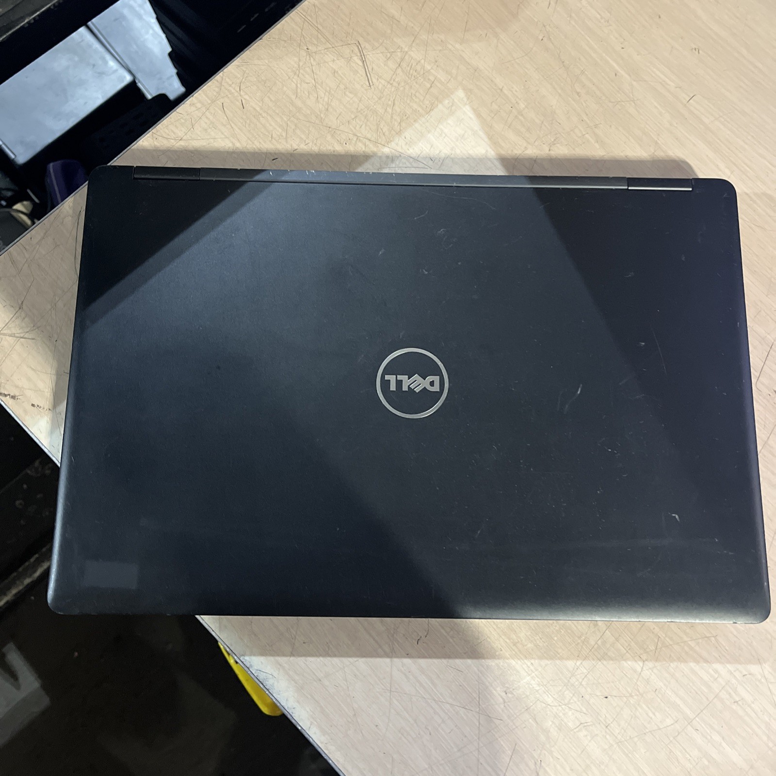 DELL LATITUDE 5580 INTEL CORE I7 7TH GEN 8GB RAM NO HD