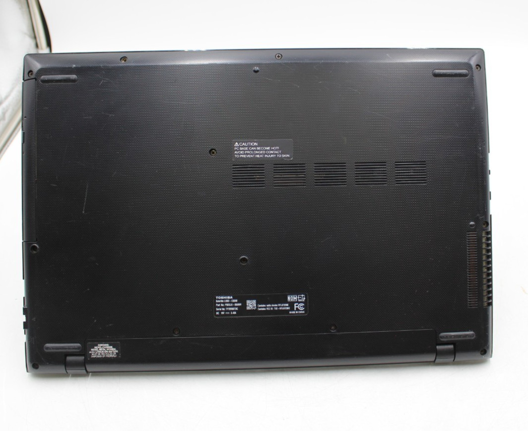 Toshiba Satellite L55D-C 15.6in 1 TB HD 8 GB RAM AMD A10-8700P Radeon 6 No OS