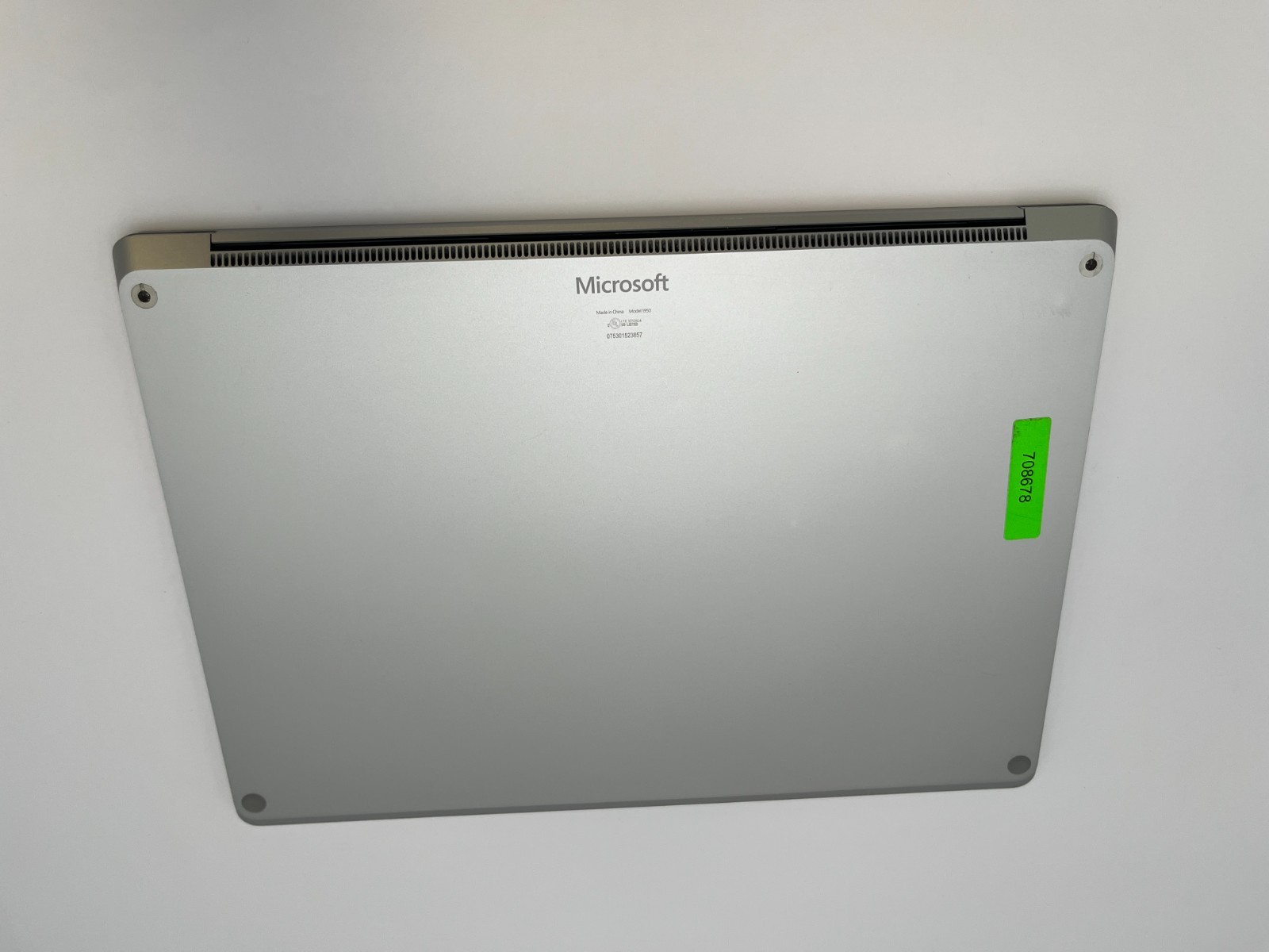 Microsoft Surface Laptop 4 1950 13.5″ Touch i7-1185G7@3.0GHZ 16GB RAM 512GB NVME