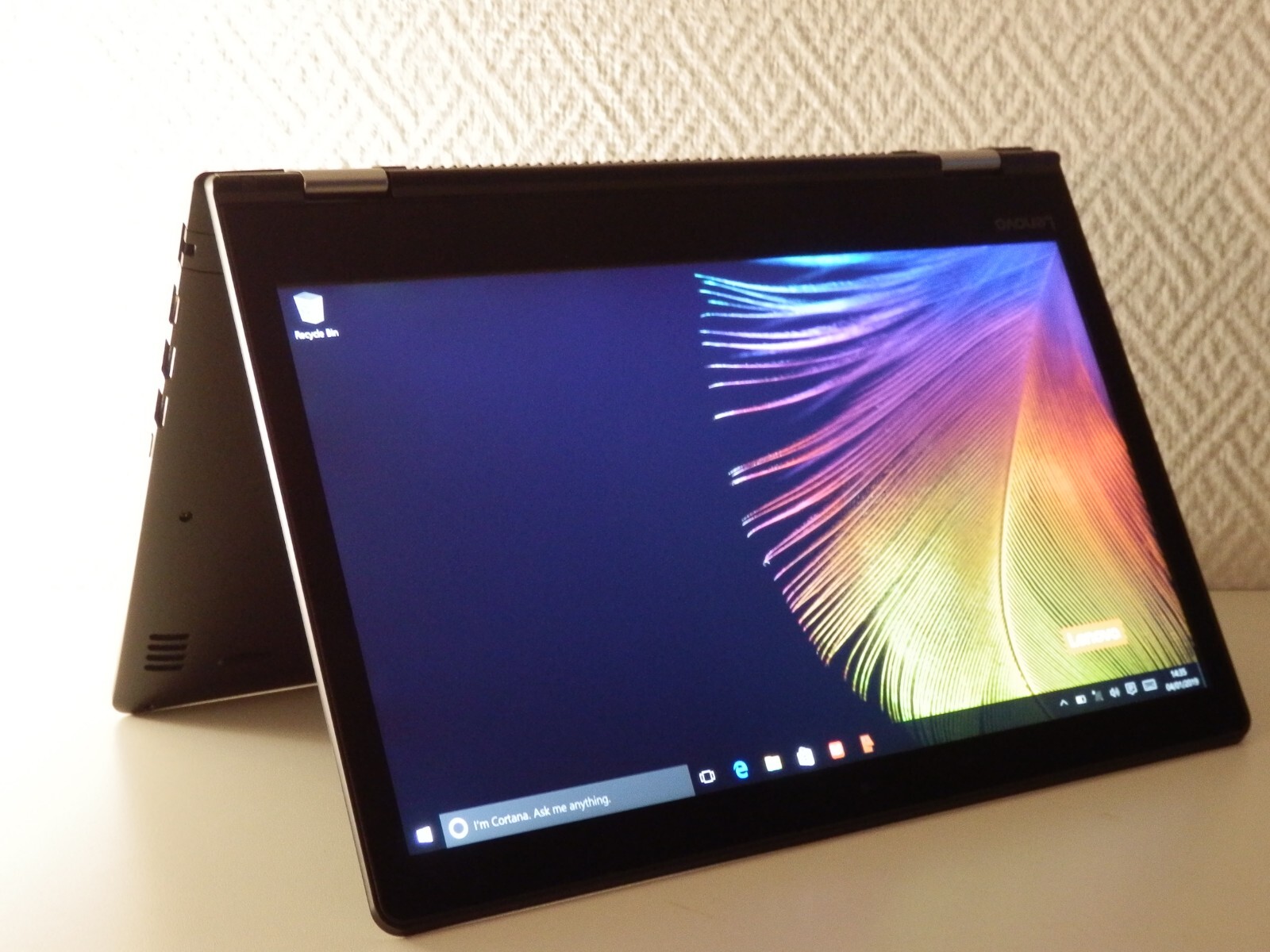 Lenovo Yoga 510-14AST, AMD A9-9410, 4GB Ram, 1TB HDD, 14″ FHD, Radeon R5, Original Box