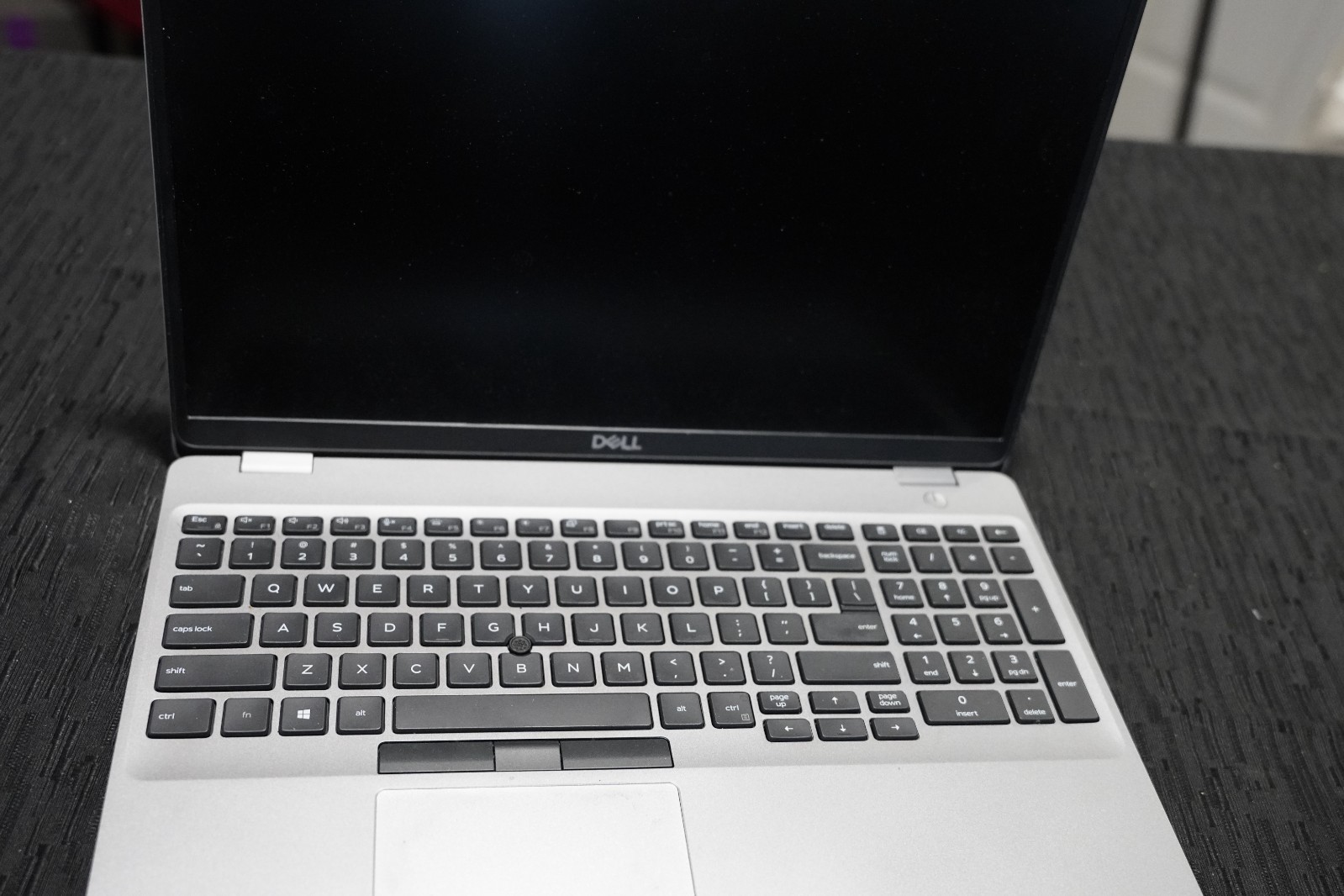 2020 Dell Latitude 15 5511 i5-10400H 16GB RAM 250GB HDD 15.6″ HD PRO Fingerprint