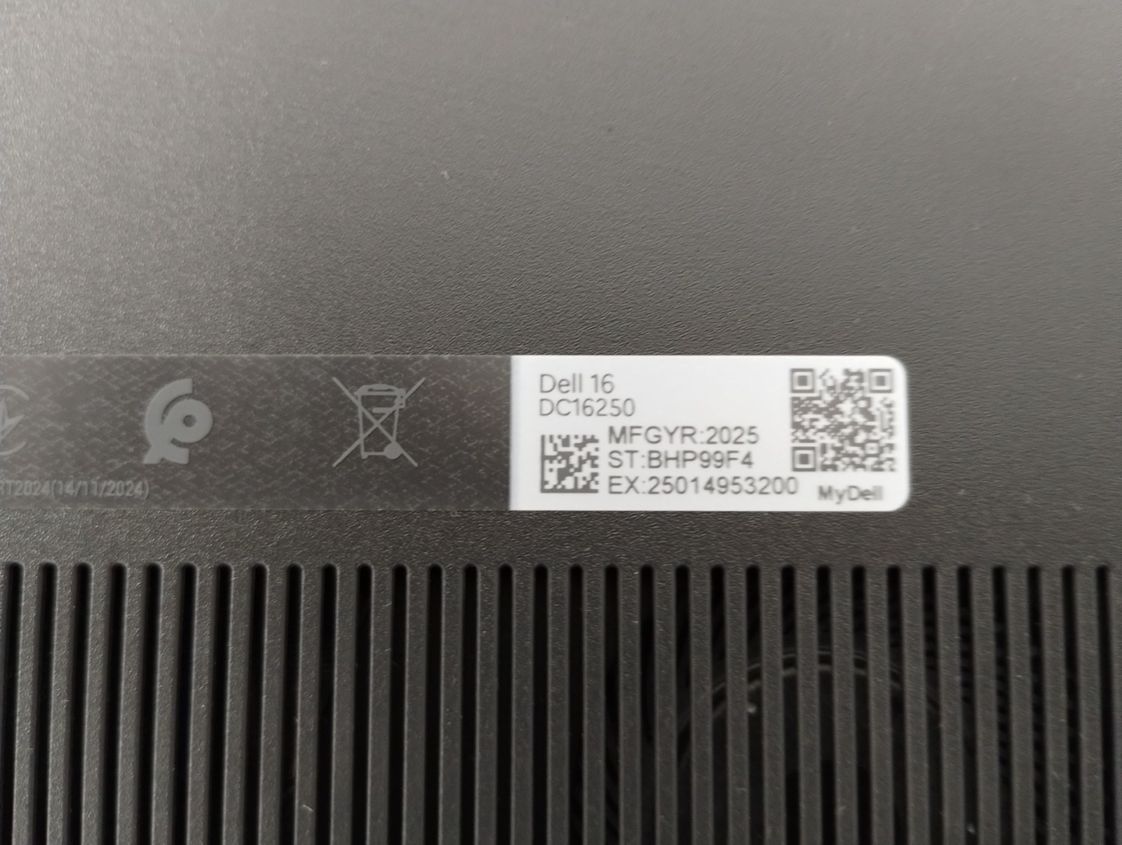 DELL 16 DC16250 MRYT3, Intel Core 7-150U, 1.80 GHz, 16 GB RAM, 1 TB NVMe