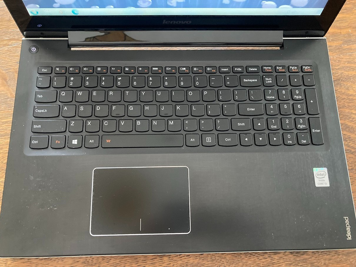 Clean 15.6″ Lenovo U530 Touchscreen Laptop Windows 7 Pro 2ghz 4gb 250gb HD DVD