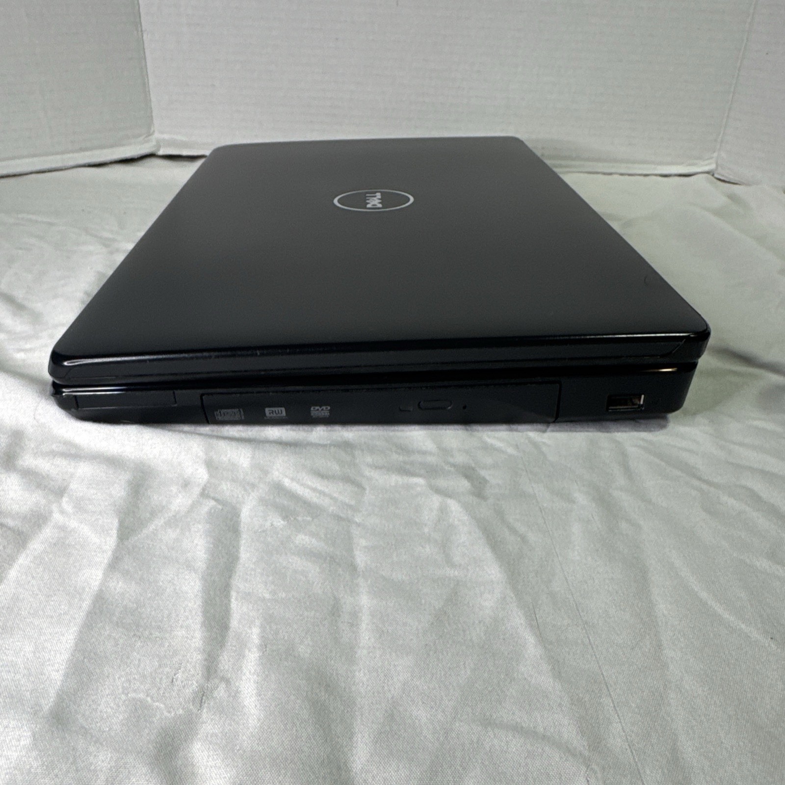 Dell Inspiron 1545 Windows 7 Laptop 500GB HD 4GB RAM Intel Dual Core DVD/CD