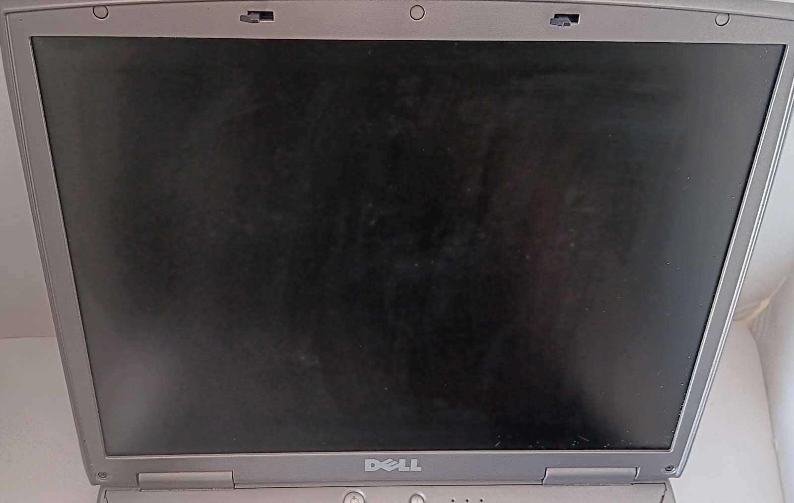 Dell Inspiron 1150 PP08L 15″ Laptop PC Intel Pentium 4 512MB RAM Untested