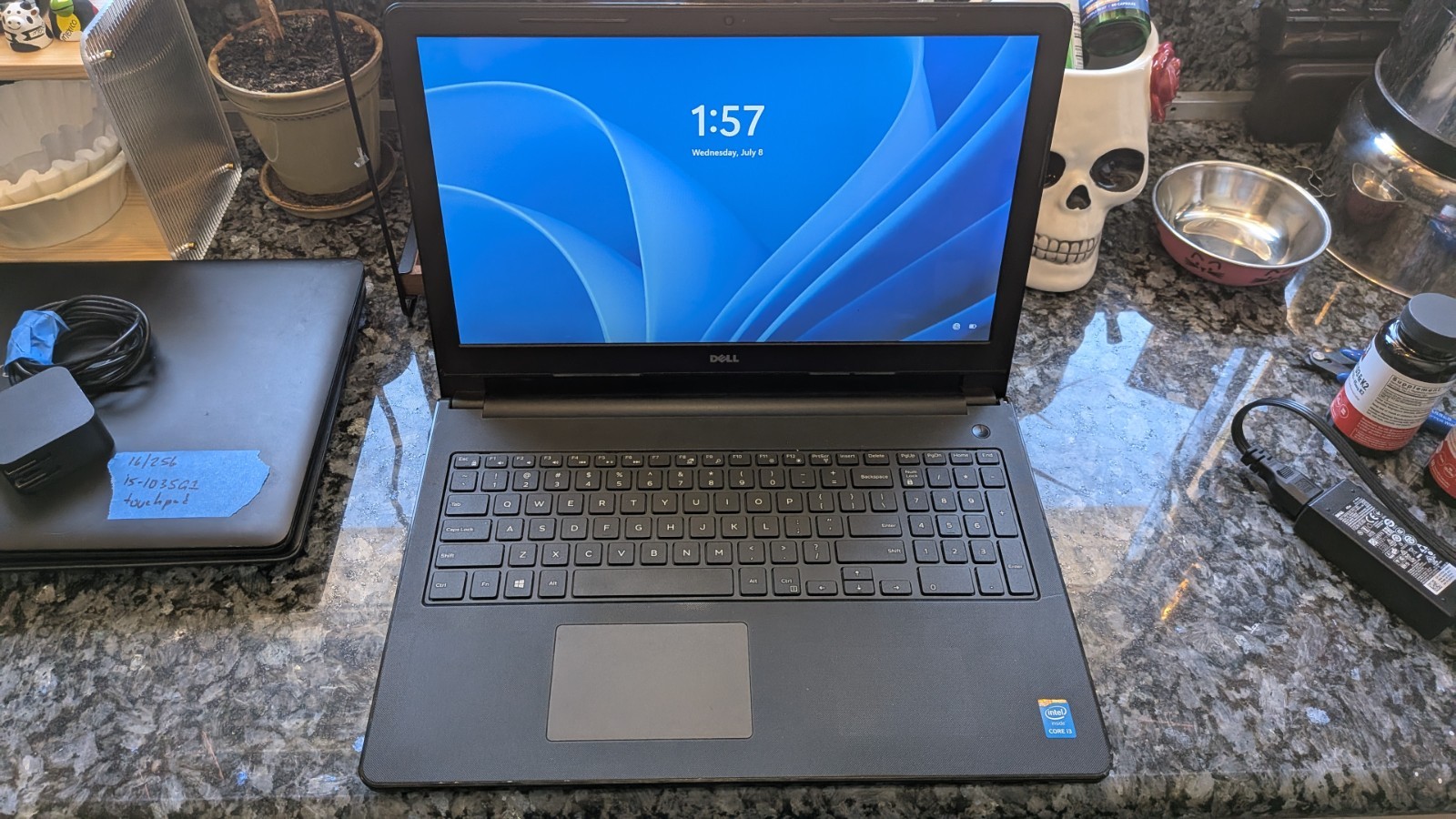 Dell Inspiron 3558 Intel i3-5015U 8GB RAM 256GB SSD