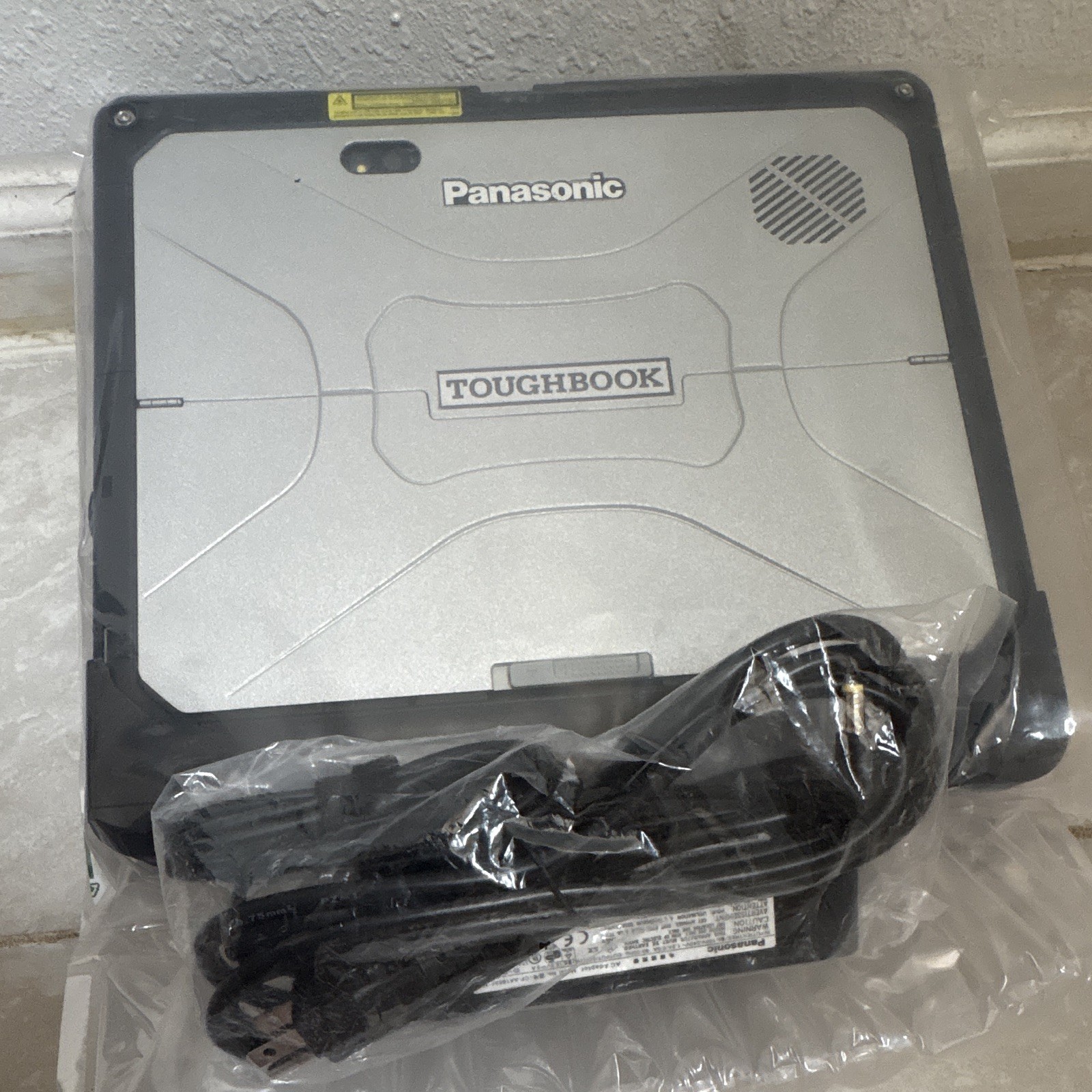 Panasonic Toughbook 33 MK1, 2 en 1 resistente, Core i5-7300U hasta 3.5GHz, pan