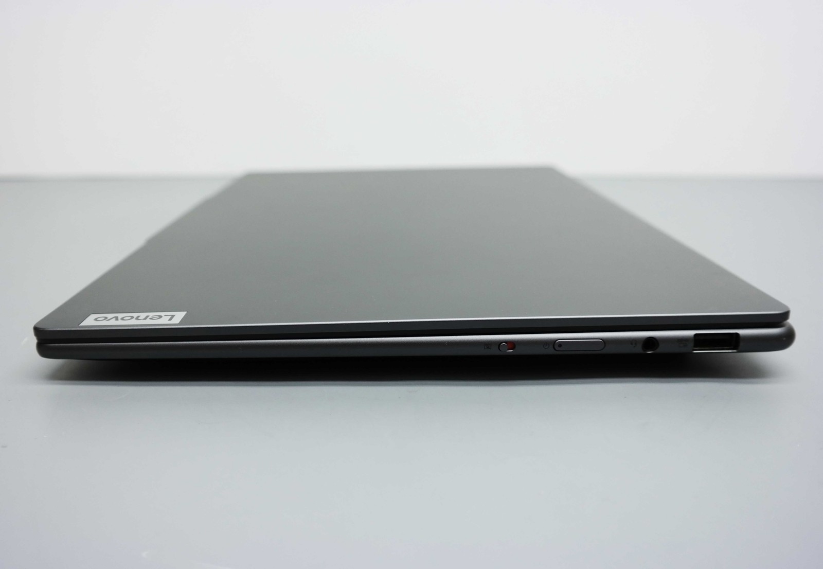 Lenovo Slim Pro 7 14ARP8 14.5″ Ryzen 7 7735HS 16GB 512GB RTX 3050