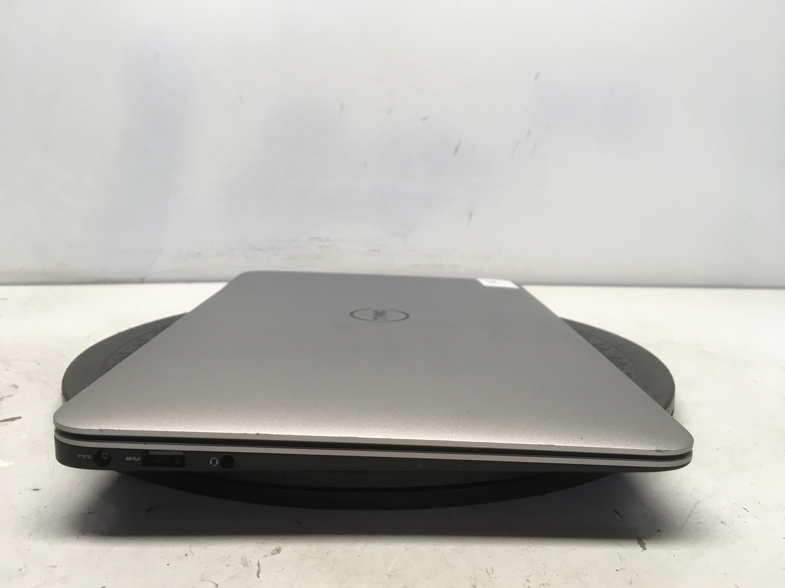 Dell XPS L322X Intel i7-3537U 2GHz 8 GB NO HDD No Batt