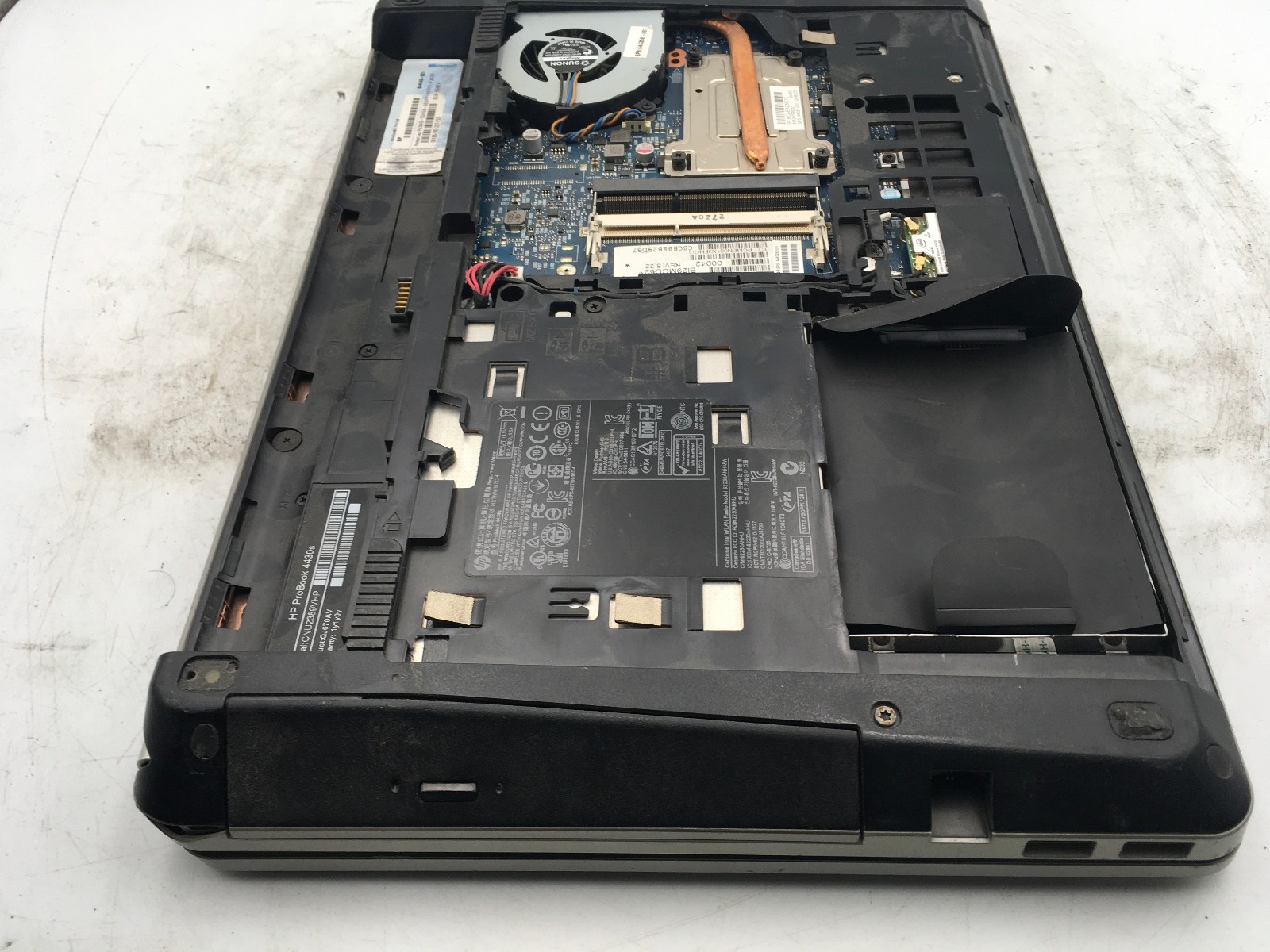 HP PROBOOK 4430S – BOOTS TO BIOS – INTEL I5 2450M – NO RAM – NO OS – READ – BB!!