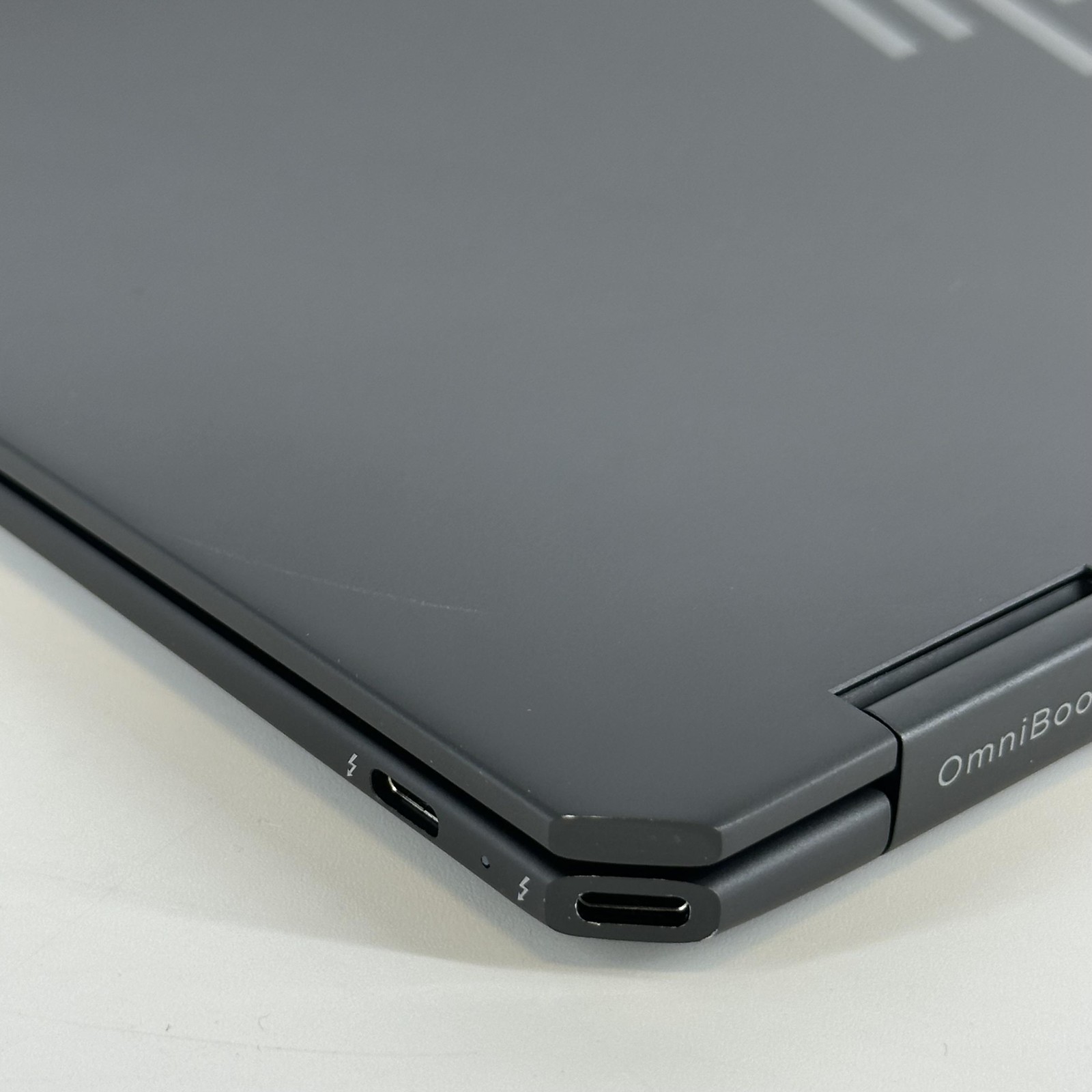 HP OmniBook Ultra Flip 14 3K TOUCH 2.2 GHz Ultra 7 256V 16GB 1TB SSD Excellent