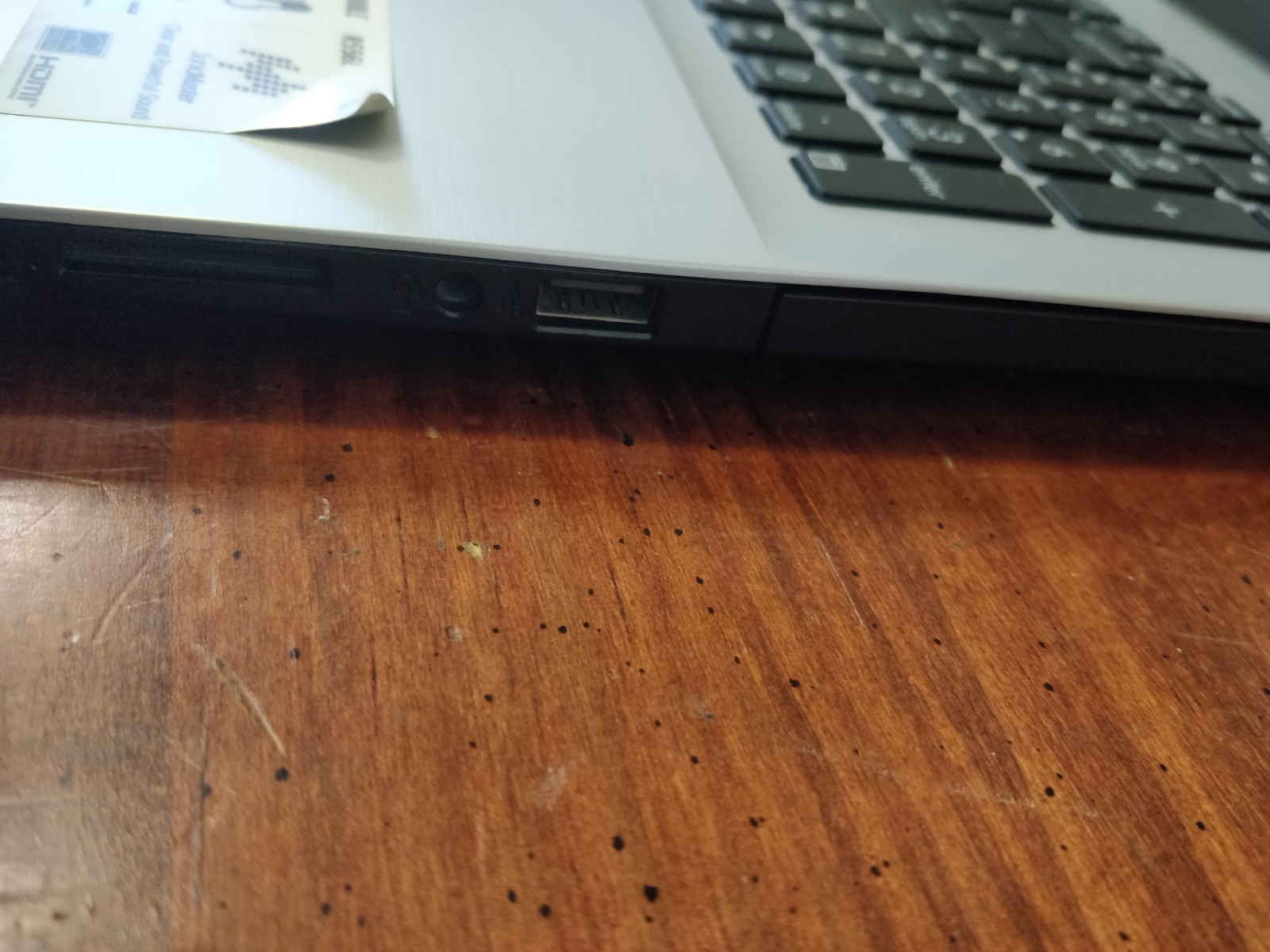 ASUS R556L INTEL CORE I7-4510U@2.60GHz 12GB RAM NO DRIVE PARTS 8154