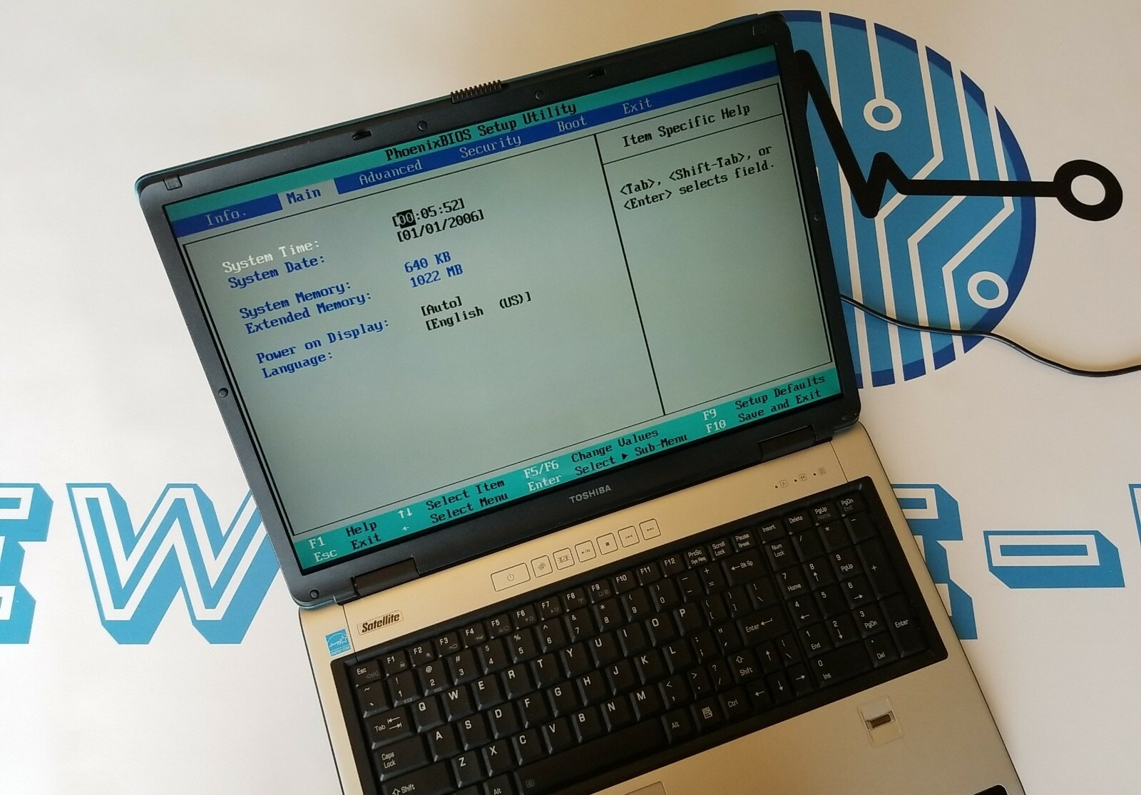 Toshiba Satellite P100 17.1″ Laptop Centrino Duo T2500 2.00GHz 1GB RAM No HD 49W