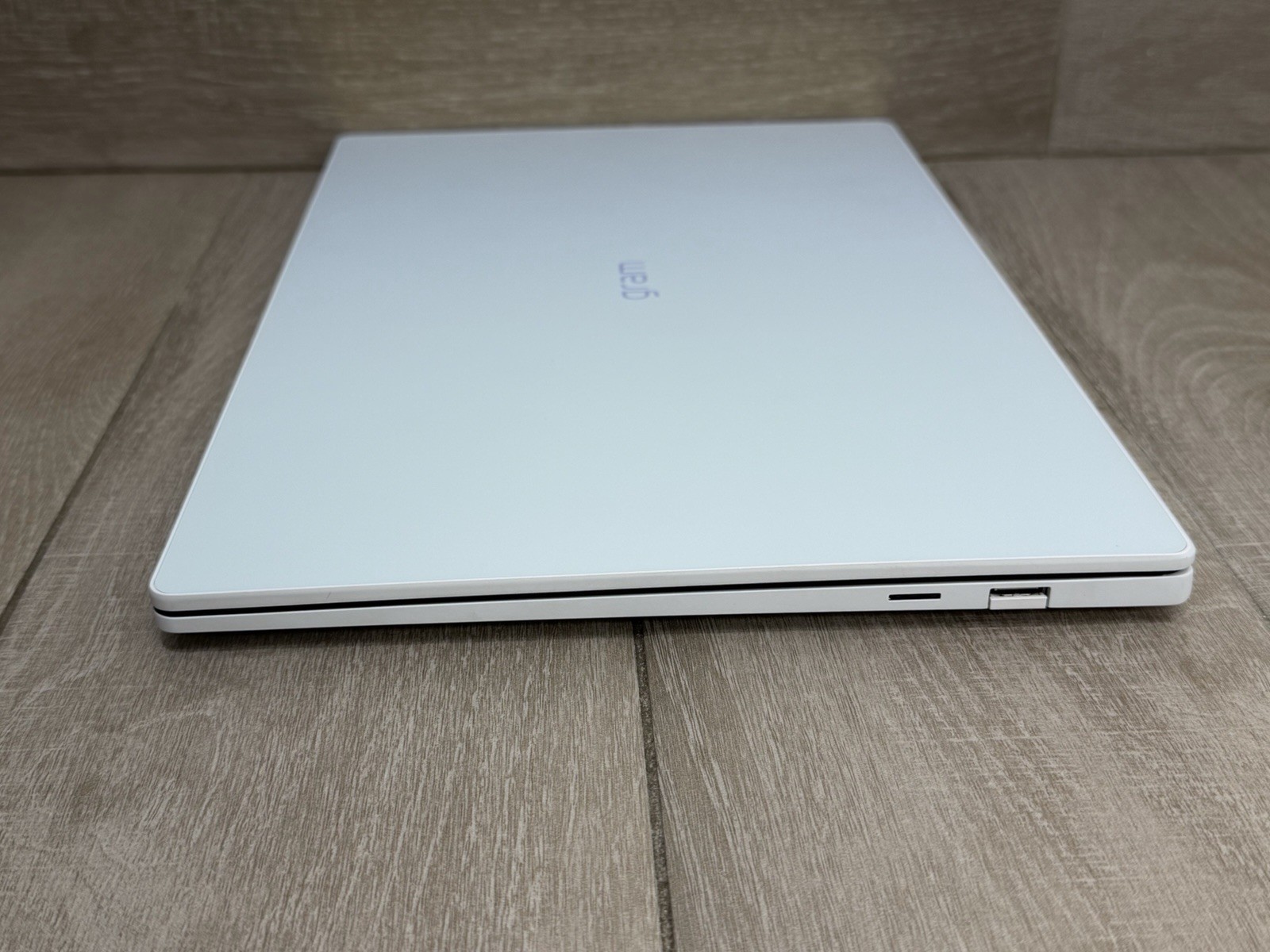 Bad Battery” LG Gram 16Z90RS 16″ Core i7-1360P 16GB RAM 1TB SSD Win-11 Excellent