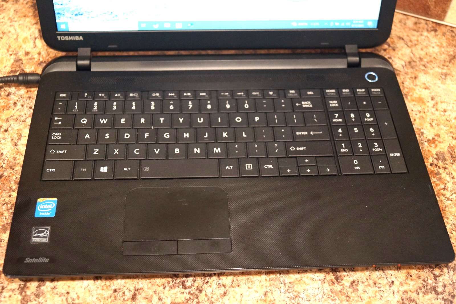 Active Latest 22H2 WIN10 PRO Toshiba C55-B5299@2.16GHz,4GB RAM,500GB HDD