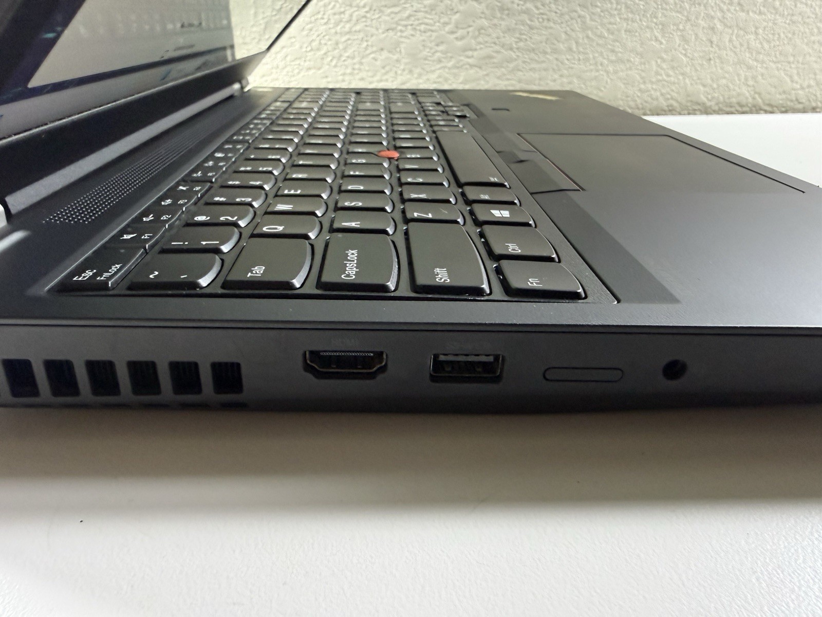 LENOVO THINKPAD P15 GEN 1 | CORE I7-10850H 512GB 8GB RAM WIN 11 NVIDIA T1000