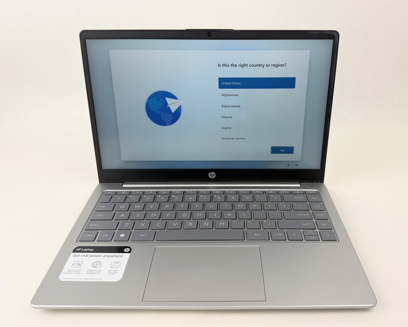 HP 14-ep0033cl 14″ FHD i3-1315U 8GB 512B SSD W11H