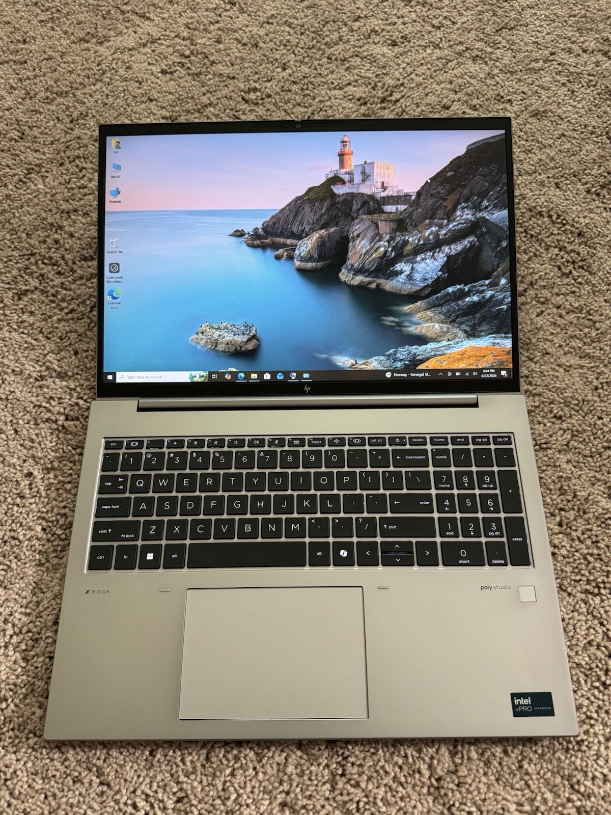 HP ZBook Firefly 16 G11 FHD+ 1.4 GHz Ultra 7 165H 16GB 256GB SSD Backlight/