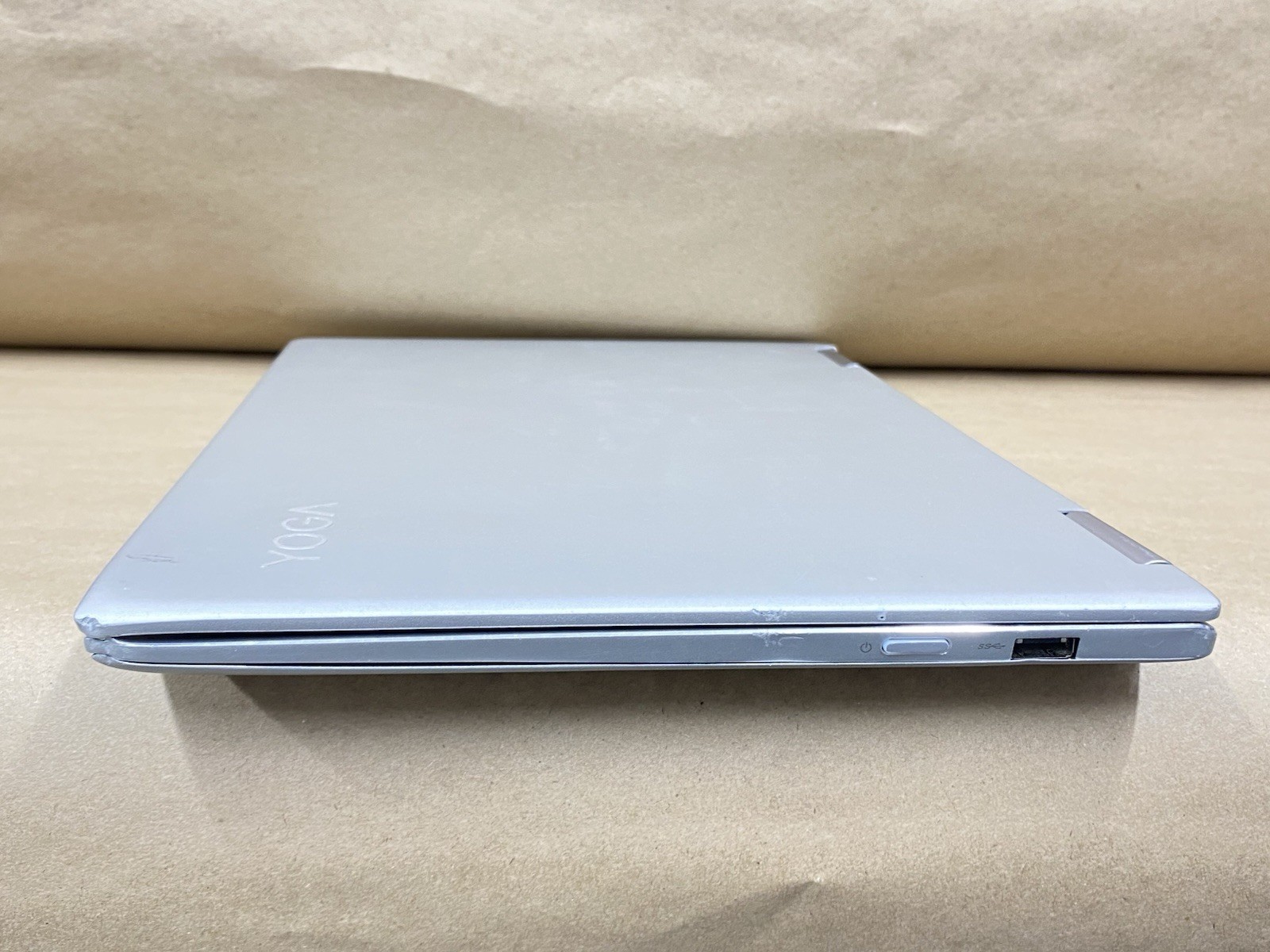 Lenovo 81C3 – 13″ FHD – Touch – i5-8250U – 8GB – 256GB SSD – Win 11 – READ