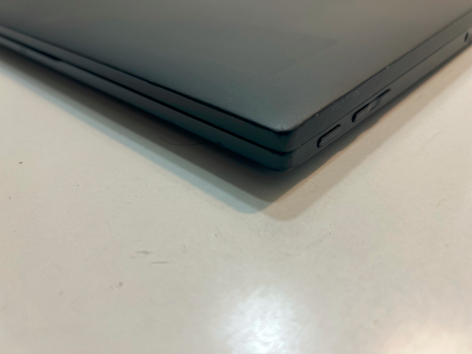 COMPLETE Dell Latitude 7390 2-in-1 – 13.3″ i7-8650U 1.9GHz 16GB 512GB MA15-47