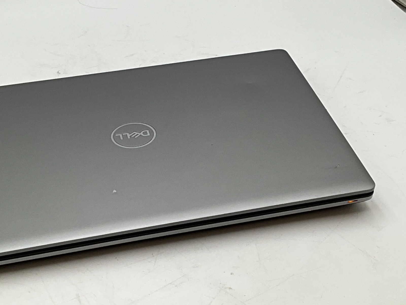 DELL Precision 7560 i7-11850H 2.5g 32GB 1TB T1200 15.6″ Win 11 LAPTOP G69D2J3