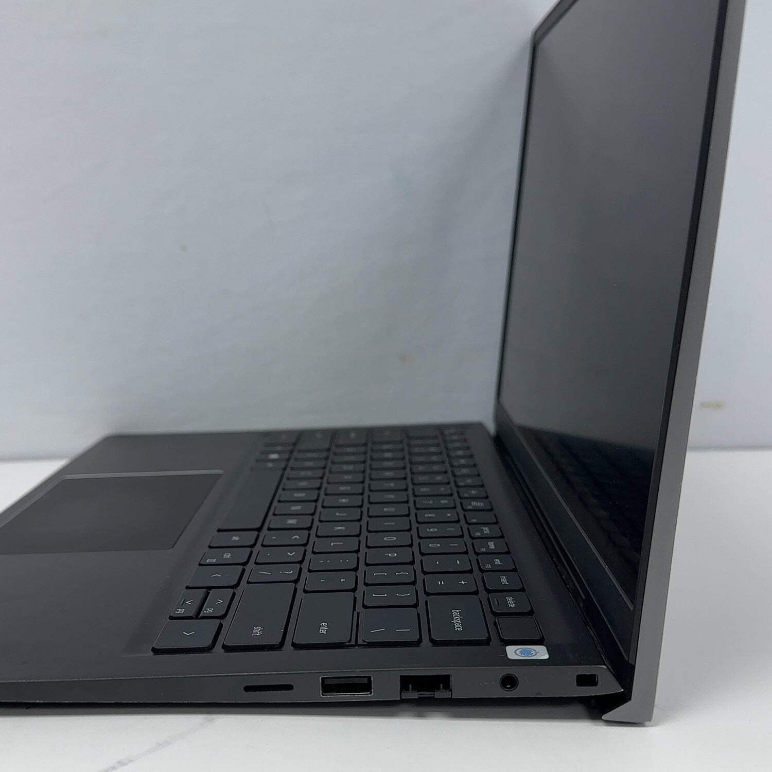 Dell Vostro 5410 14″ i7-11390H 3.4GHz 16GB RAM 512GB SSD