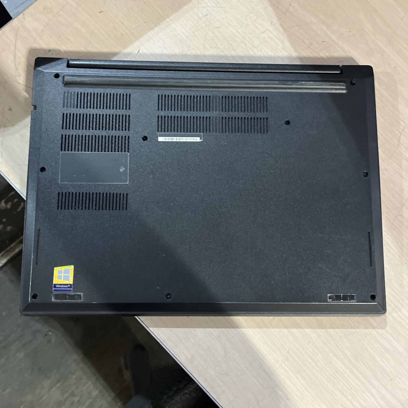 LENOVO THINKPAD E490 INTEL CORE I5 8TH GEN NO RAM NO HD