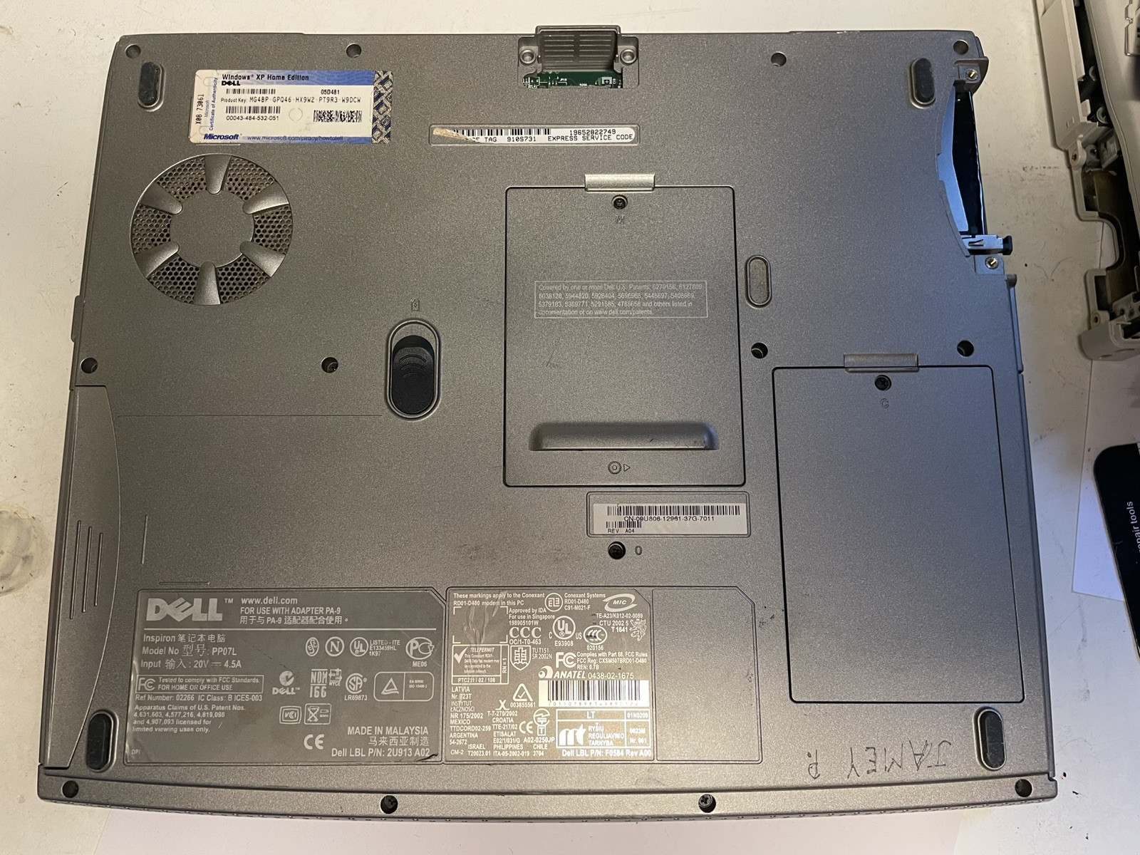 Dell Inspiron 5100 PP07L 14″ 512mb Ram Pentium 4 2.4 Ghz ATI Radeon 7500 NO HDD