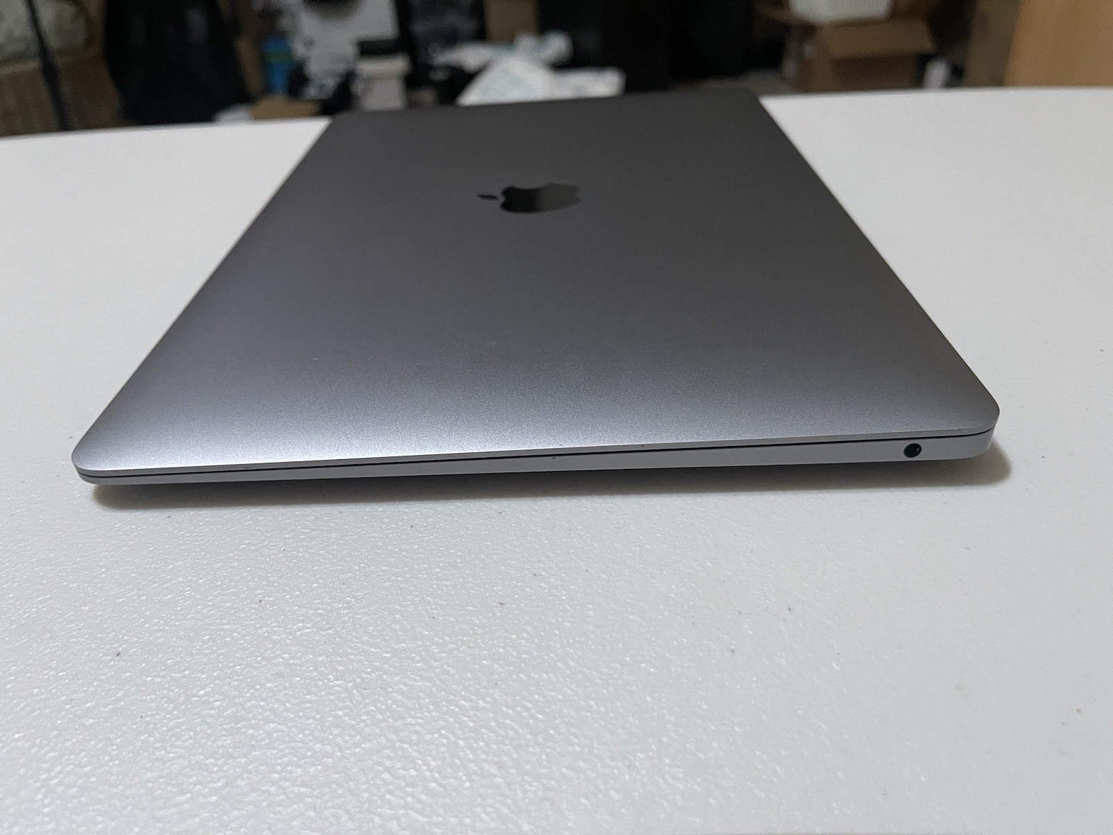 Apple A2179 MacBook Air 13″ 2020 Intel i5-1030NG 8GB LPDDR4 256GB SSD CC