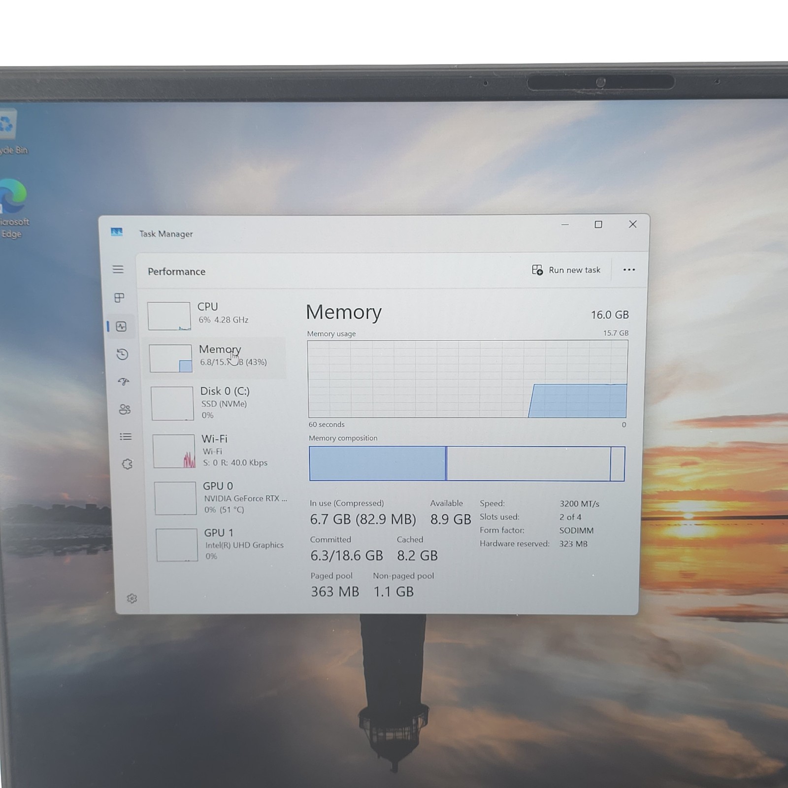 ASUS ROG Zephyrus M16 1TB SSD 2.5GHz Intel i9-11900H 16GB RTX 3060, SCREEN DAM.