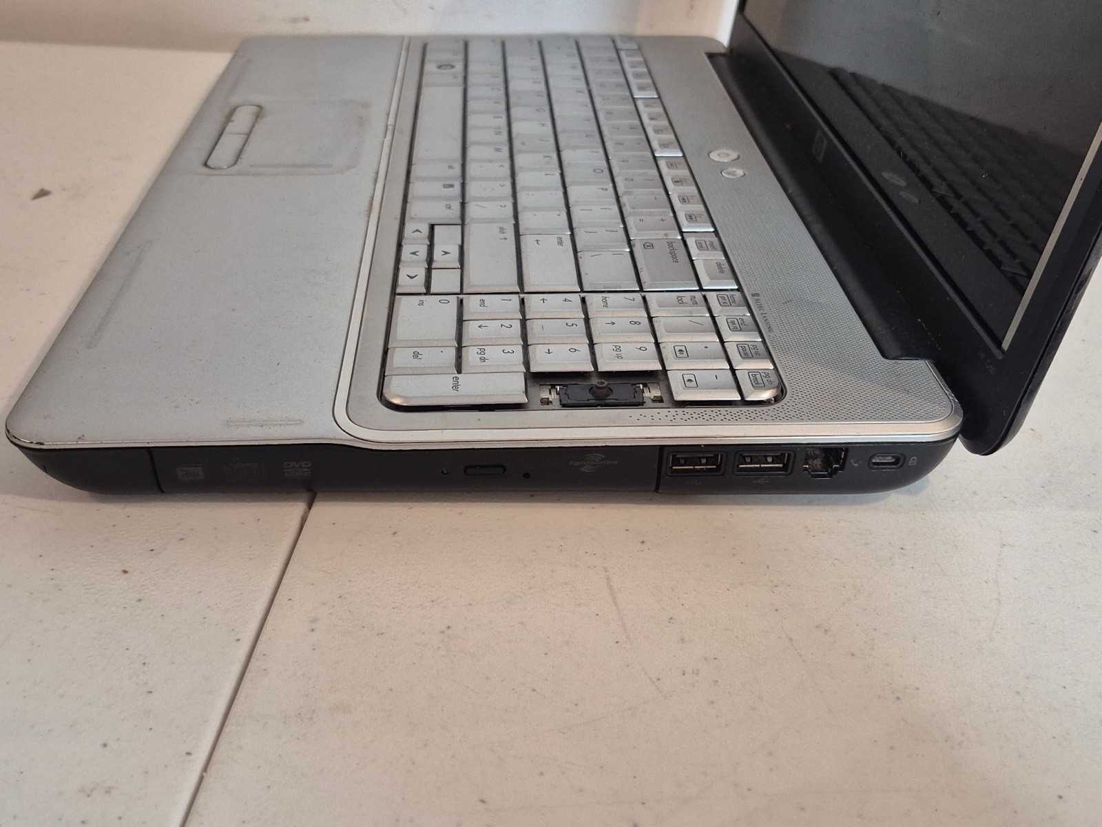 HP G60-230US 16 Laptop Pentium T4200 3GB RAM DVD + Extra Battery Untested As-Is