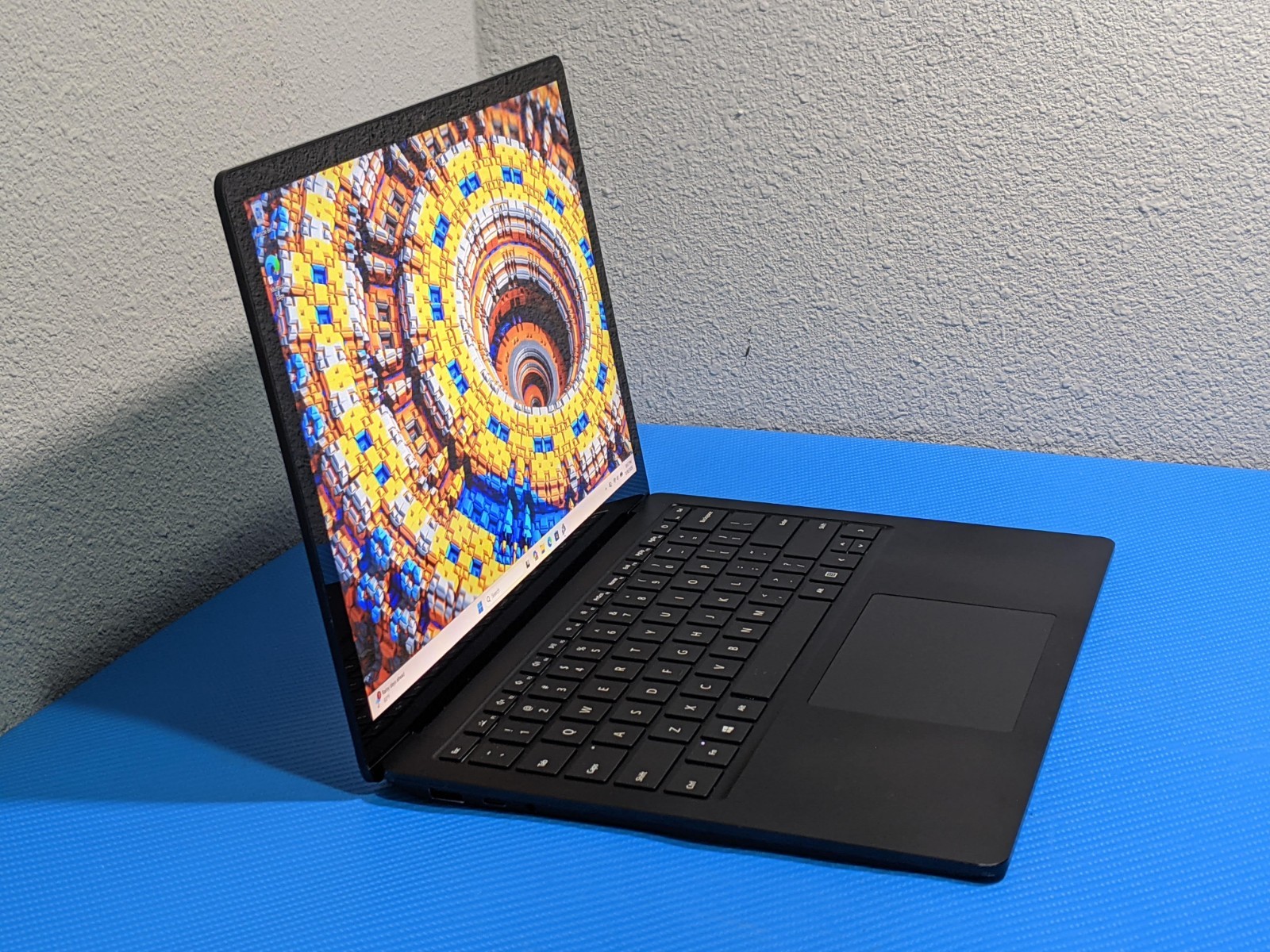 MS Surface Laptop 3 1867:1868 13.5″ 2256×1504 TOUCH i7-10 1.3GHz 16GB 256GB +PA