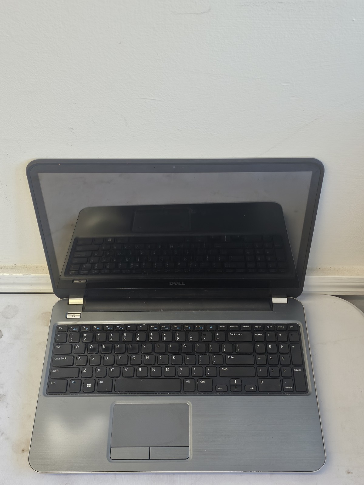 Dell Inspiron 5537 Laptop – Intel i5-4200u – 8GB RAM – 1TB HDD – Win 10 – READ