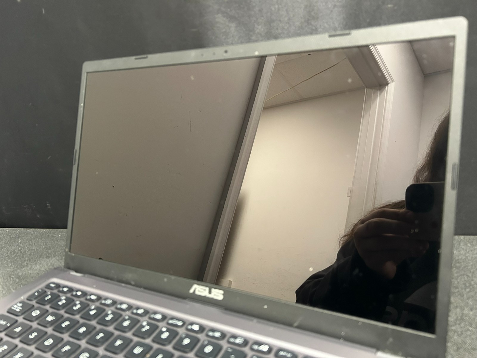 Asus Notebook PC R565E 128GB 4GB RAM Windows 11 Home Intel Core i3-1115G4