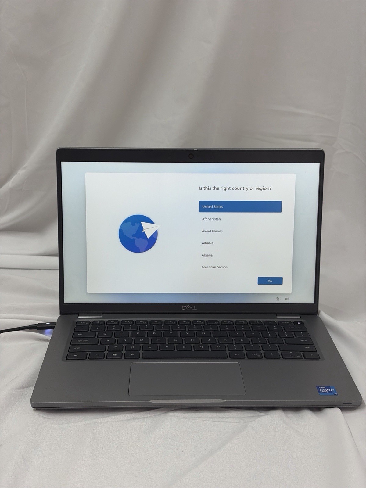 Dell Latitude 5420 14″ Intel Core i7-1185G7 16GB DDR4 512GB SSD Windows 11 Home