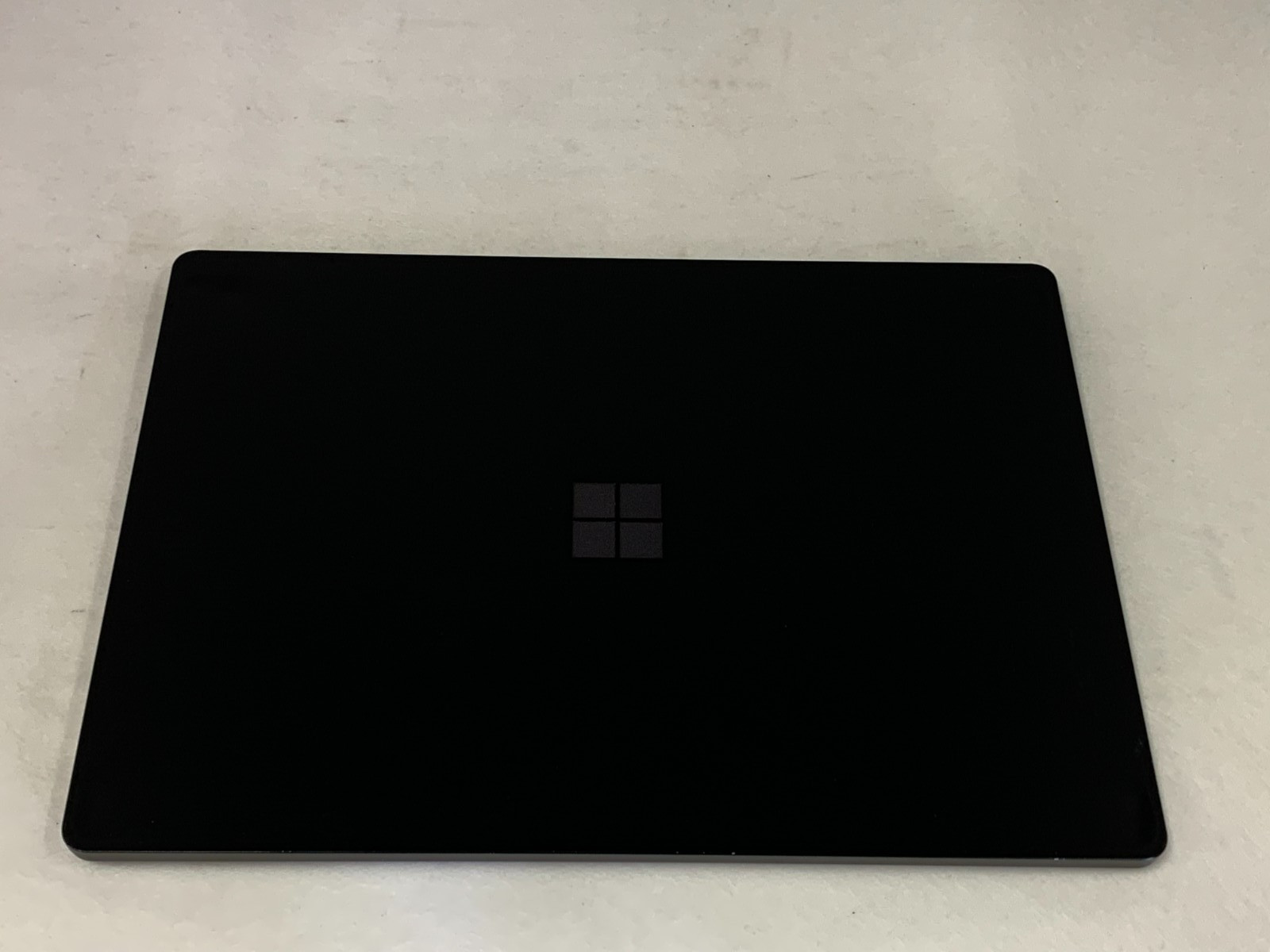 Microsoft Surface Laptop 4 i5-1145G7 2.6GHz 16GB 256GB NVMe W11P Mod. 1951