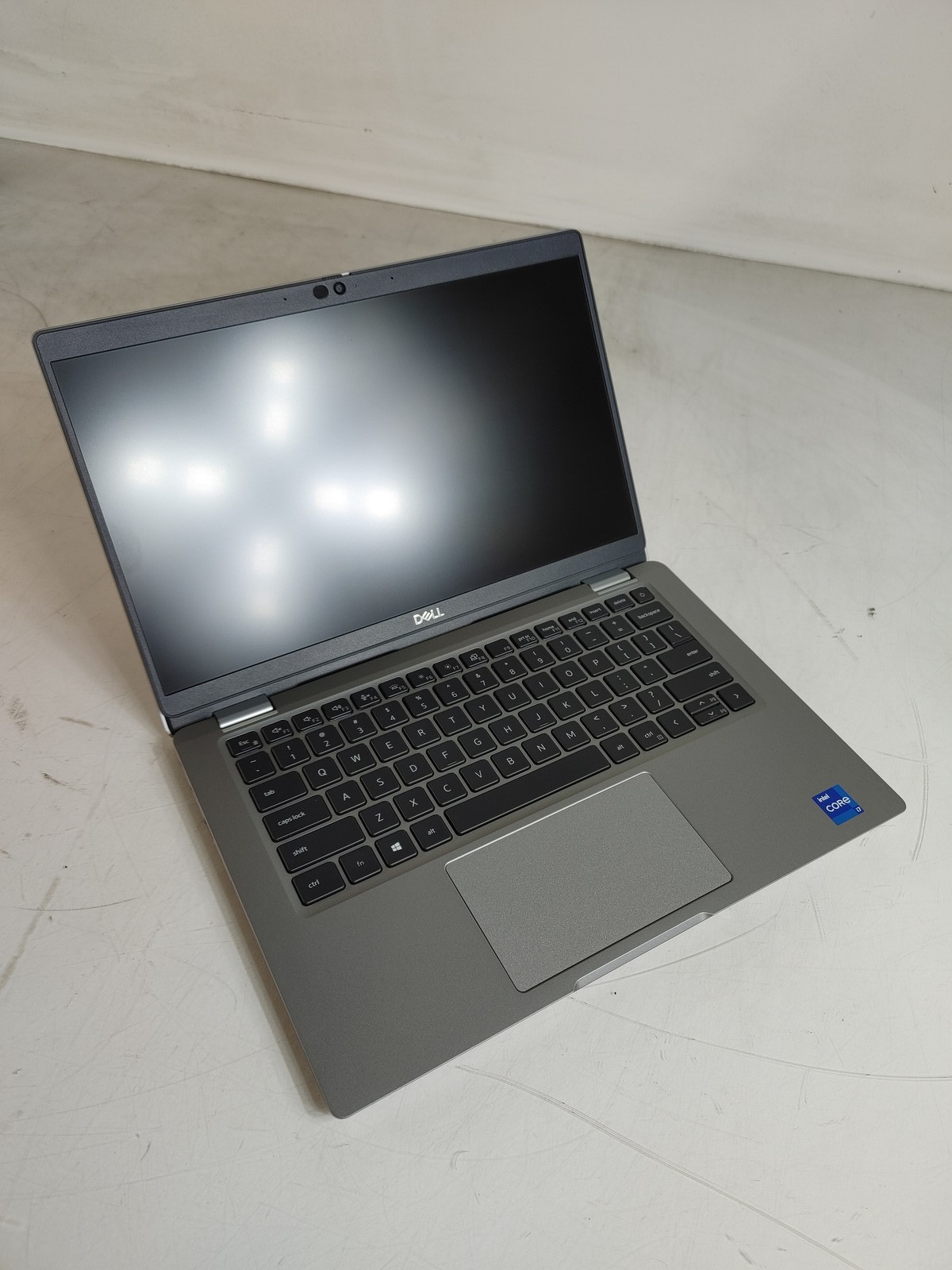 Dell Latitude 5320 Core i7-1185G7 3.00 GHz 16 GB DDR4 No HDD