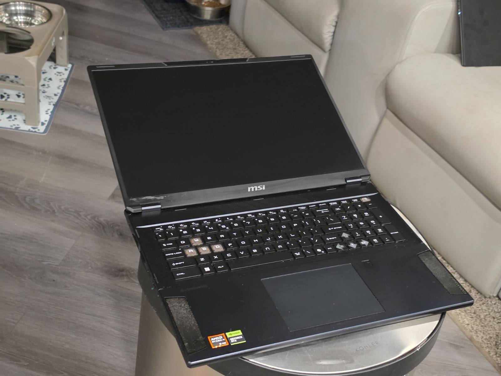 MSI Stealth A18 AI+ RTX 5090 | 96GB DDR5 | 4TB SSD | 18″, Kali, Windows, Ubuntu