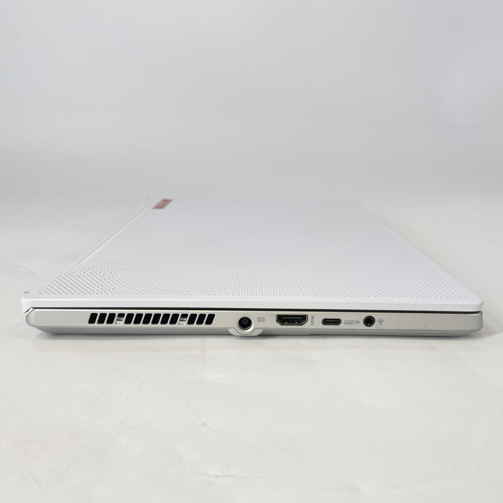 Asus ROG Zephyrus G14 GA401 FHD Ryzen 9 5900HS 16GB 1TB SSD RTX 3060 LCD BLEED