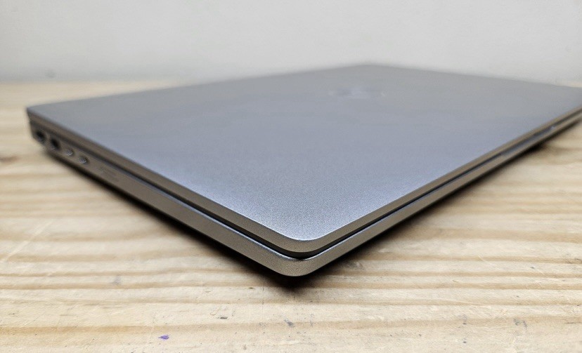 Dell Latitude 5450 14″ Intel Ultra 5 135U Laptop 512GB, 16GB RAM, W11, + Charger