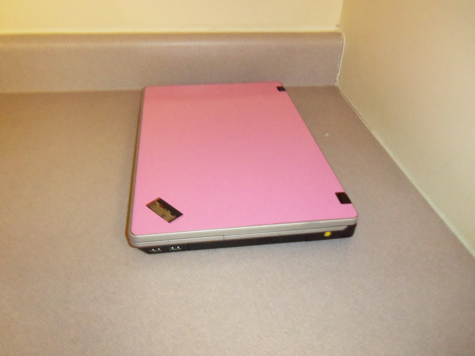 PINK LIGHT GAMING i5 3.20GHz 8G RAM,250G SSD,WIN11,CAM,DVDRW, CHARGER,…