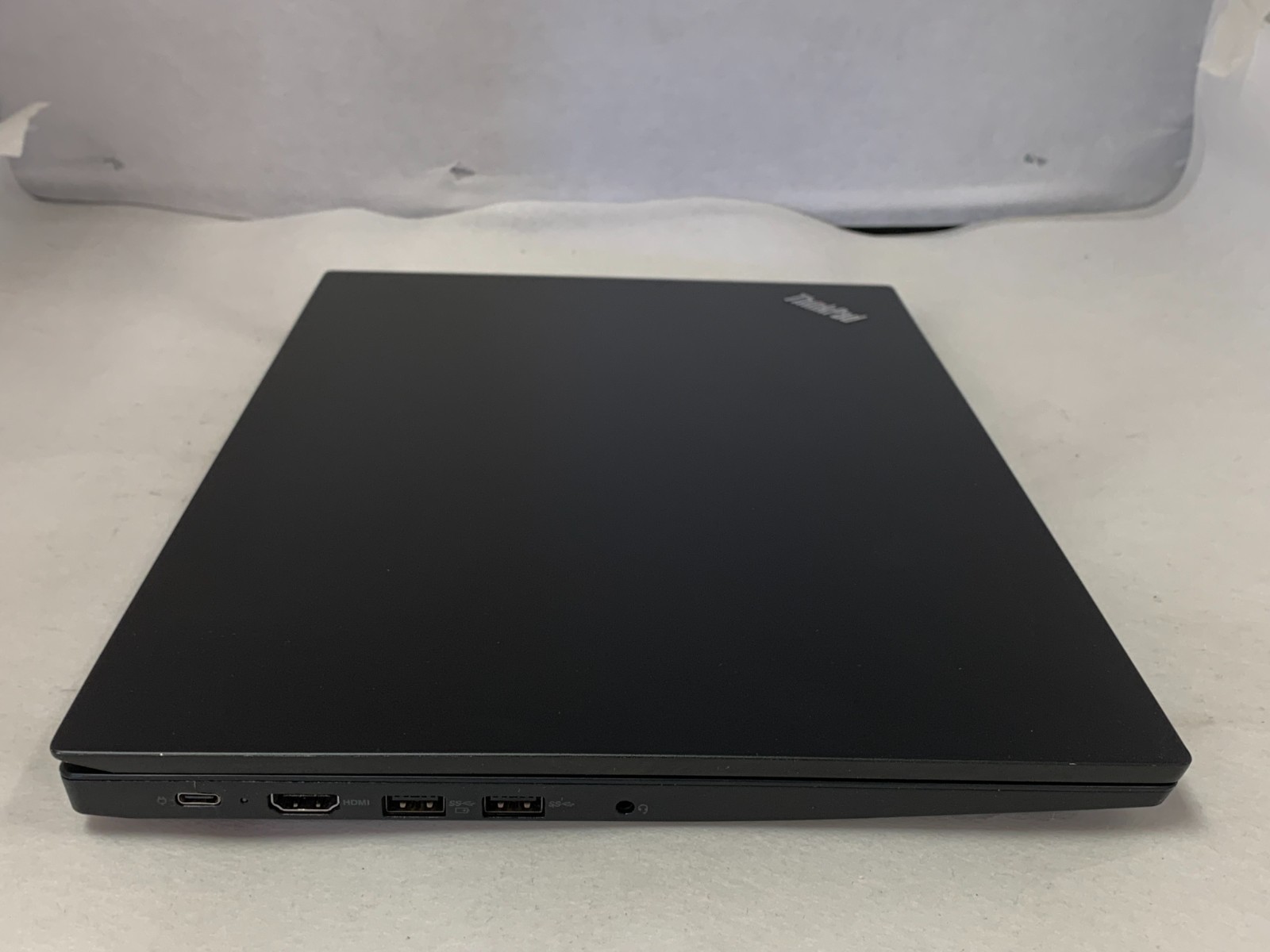Lenovo ThinkPad E595 15.6″ FHD Ryzen 5 3500U 2.1GHz 8GB 256GB W11P