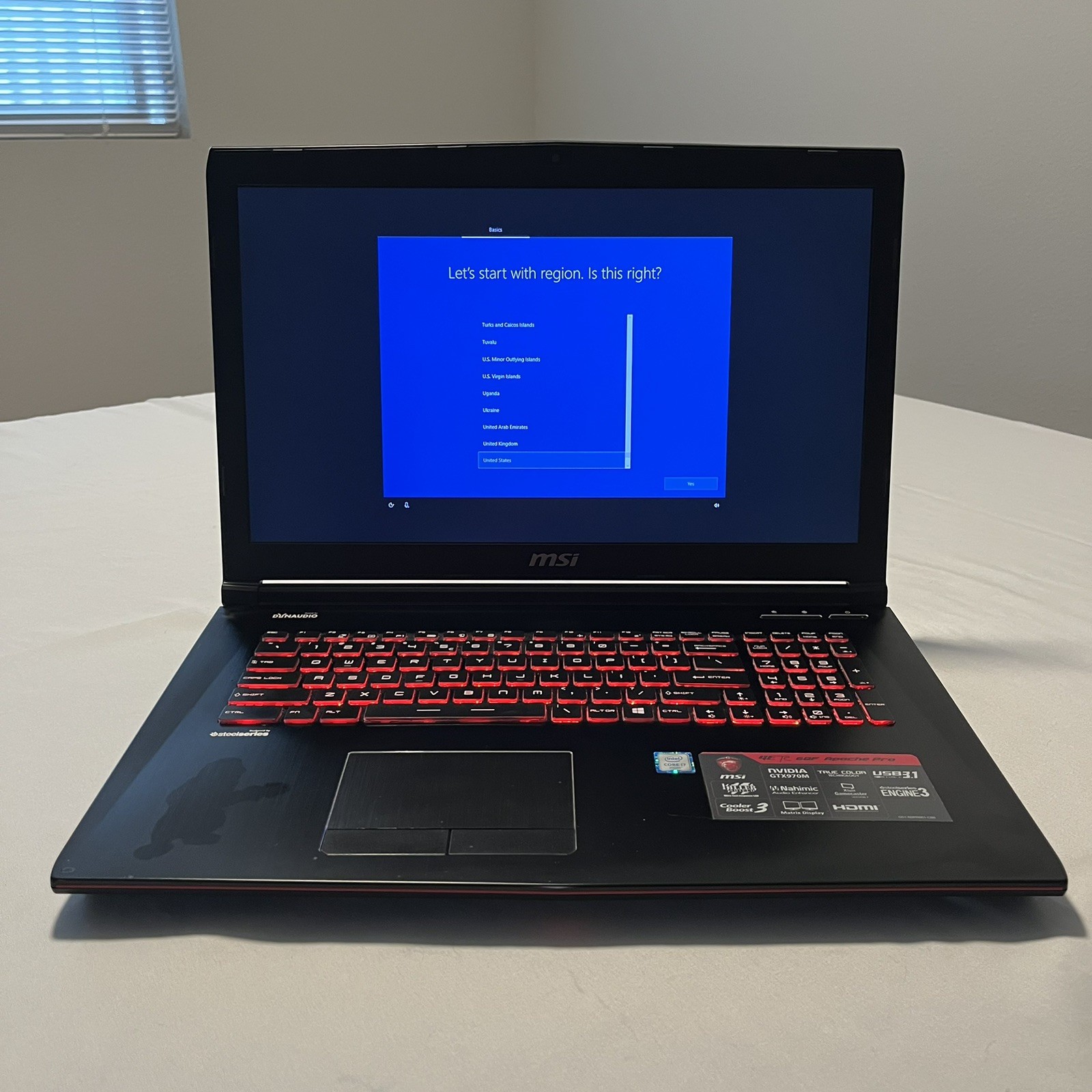 MSI GE72 6QF Apache Pro 17.3” Gaming Laptop | i7 | GTX 970M | 16GB RAM | SSD + H