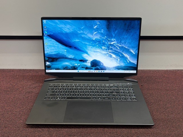 Prometheus XVII AMD 7 Ryzen 7 4800 32GB RAM 250GB SSD Windows 11