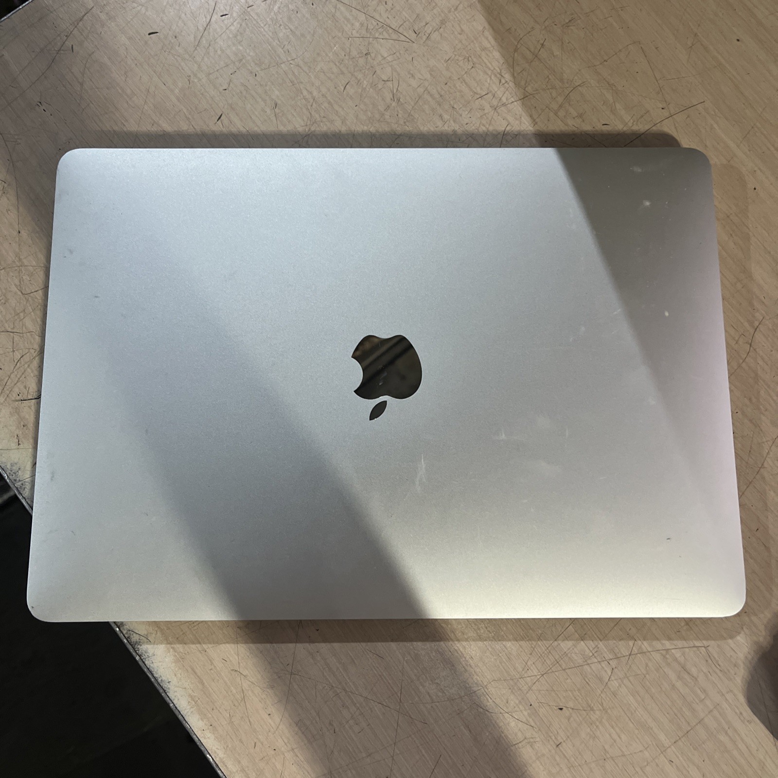 APPLE MACBOOK AIR 13″ SCISSOR, 2020 CORE I3-1000NG4 1.1GHZ 8GB RAM 256SSD ,