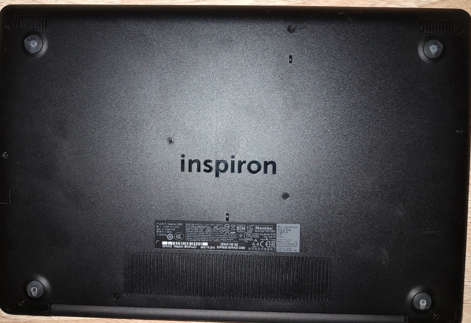 Dell Inspiron 3595 15.6in 500 GB HD 4 GB RAM AMD A6-9225 Windows 10 Home
