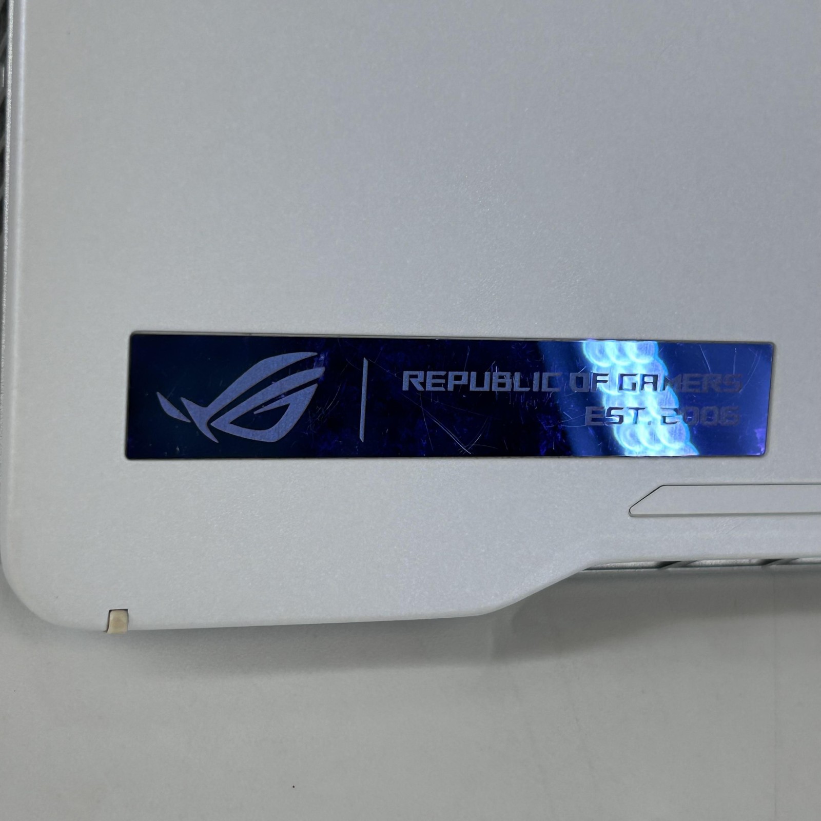 Asus ROG Zephyrus G14 GA401 FHD Ryzen 9 5900HS 16GB 1TB SSD RTX 3060 ODOR ISSUE